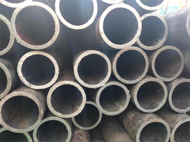 果洛10#结构用无缝钢管